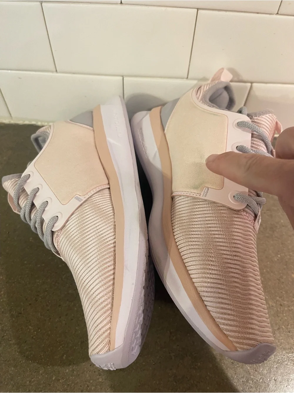 KURU ATOM Women’s 9 Pink Sorbet Lilac Comfort Walking Sneakers